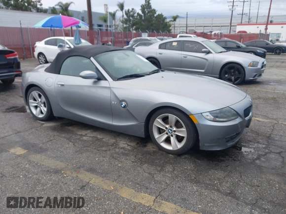 2006 BMW Z4 3.0i with VIN 4USBU33596LW69200, listed as a IAAI auction lot 41774419 with 59,691 mi miles and . Bid and sale history available at DreamBid. Image 1.