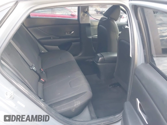 2022 Hyundai Elantra SE with VIN KMHLL4AG9NU289768, listed as a IAAI auction lot 41173804 with 48,582 mi miles and . Bid and sale history available at DreamBid. Image 8.