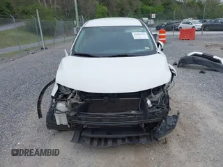 2015 Nissan Rogue SL z VIN 5N1AT2MV5FC824012, wystawiony jako IAAI lot #42106315 z przebiegiem 223 085 mil mil oraz . Historia ofert i sprzedaży dostępna na DreamBid. Obrazek 6.