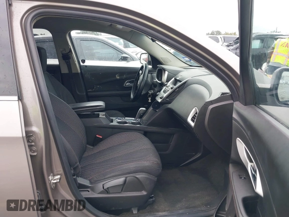 2011 Chevrolet Equinox LT w/1LT with VIN 2CNALDECXB6468524, listed as a IAAI auction lot 40247338 with 214,532 mi miles. Bid and sale history available at carsss.com. Image 5.