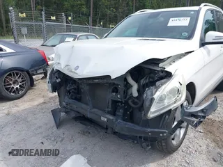 2013 Mercedes-Benz M 350 z VIN 4JGDA5JB0DA166235, wystawiony jako IAAI lot #41876753 z przebiegiem 166 196 mil mil oraz . Historia ofert i sprzedaży dostępna na DreamBid. Obrazek 6.