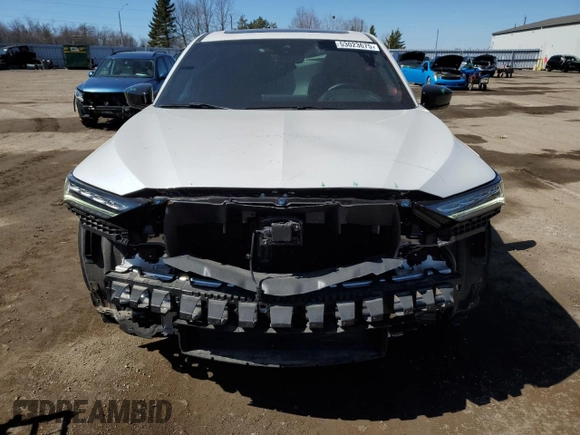 2023 Acura MDX w/A-Spec Package z VIN 5J8YE1H05PL802410, wystawiony jako Copart lot #53023675 z przebiegiem 15 366 mil mil oraz Czysty tytuł • Clean title. Historia ofert i sprzedaży dostępna na DreamBid. Obrazek 5.