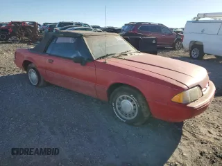 1992 Ford Mustang with VIN 1FACP44M2NF114167, listed as a Copart auction lot 83254224 with 35,482 mi miles and Clean title. Bid and sale history available at DreamBid. Image 4.