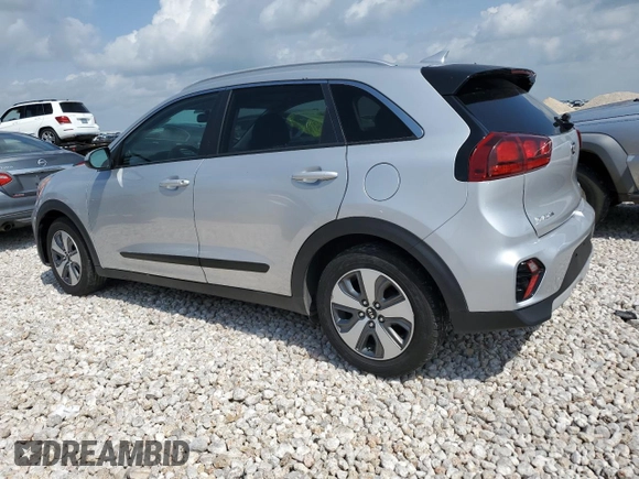 2020 Kia Niro LX with VIN KNDCB3LC5L5398022, listed as a Copart auction lot 57132154 with 198,581 mi miles and Clean Title. Bid and sale history available at carsss.com. Image 2.