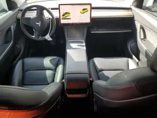 2022 Tesla Model Y Long Range z VIN 7SAYGDEE9NF434908, wystawiony jako Copart lot #56733235 z przebiegiem 38 178 mil mil oraz Szkoda całkowita • Salvage title. Historia ofert i sprzedaży dostępna na DreamBid. Obrazek 8.