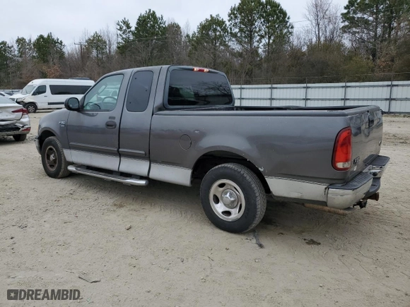 2004 Ford F-150 Heritage XL with VIN 2FTRX17W84CA27724, listed as a Copart auction lot 48215855 with 228,348 mi miles and Salvage Title. Bid and sale history available at carsss.com. Image 2.