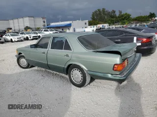 1989 Mercedes-Benz 300 with VIN WDBCA24D0KA457759, listed as a Copart auction lot 47920625 with 174,332 mi miles and Salvage Title. Bid and sale history available at DreamBid. Image 2.