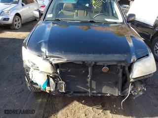 2003 Toyota Highlander with VIN JTEHF21AX30112437, listed as a IAAI auction lot 41184388 with 168,265 mi miles. Bid and sale history available at carsss.com. Image 6.