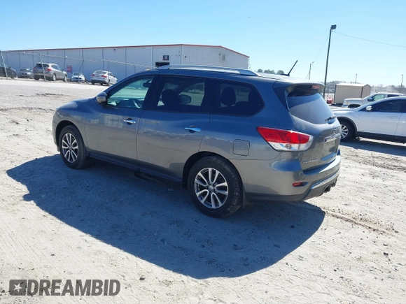 2015 Nissan Pathfinder Platinum with VIN 5N1AR2MM5FC684212, listed as a IAAI auction lot 41832912 with 157,465 mi miles and . Bid and sale history available at DreamBid. Image 3.