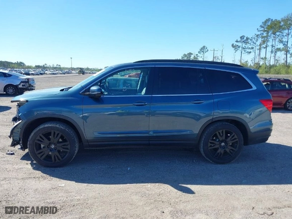 2021 Honda Pilot Special Edition with VIN 5FNYF5H27MB041981, listed as a IAAI auction lot 41789990 with 37,405 mi miles. Bid and sale history available at carsss.com. Image 14.