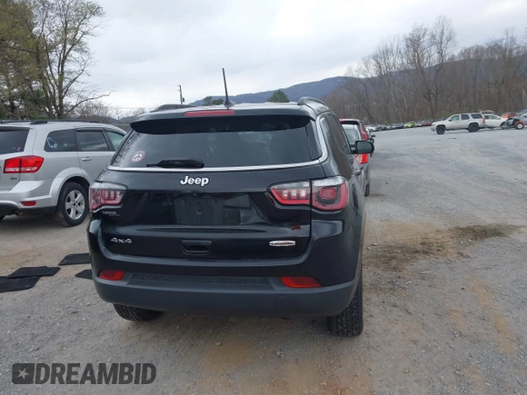 2019 Jeep Compass Latitude with VIN 3C4NJDBB1KT754314, listed as a IAAI auction lot 41869595 with 65,162 mi miles. Bid and sale history available at carsss.com. Image 16.