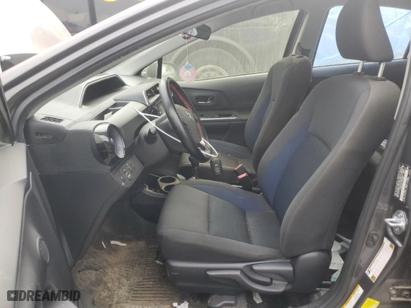 2018 Toyota Prius c One with VIN JTDKDTB36J1599388, listed as a Copart auction lot 46197525 with 133,625 mi miles and Salvage Title. Bid and sale history available at carsss.com. Image 7.