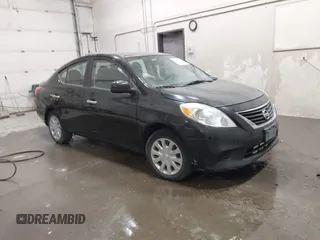 2012 Nissan Versa SV with VIN 3N1CN7AP4CL820658, listed as a IAAI auction lot 41733146 with 78,002 mi miles. Bid and sale history available at carsss.com. Image 1.