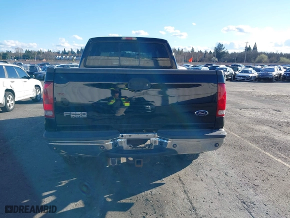 2002 Ford Super Duty F-250 XL with VIN 1FTNW21F22EB74368, listed as a IAAI auction lot 41636544 with 164,604 mi miles. Bid and sale history available at carsss.com. Image 17.