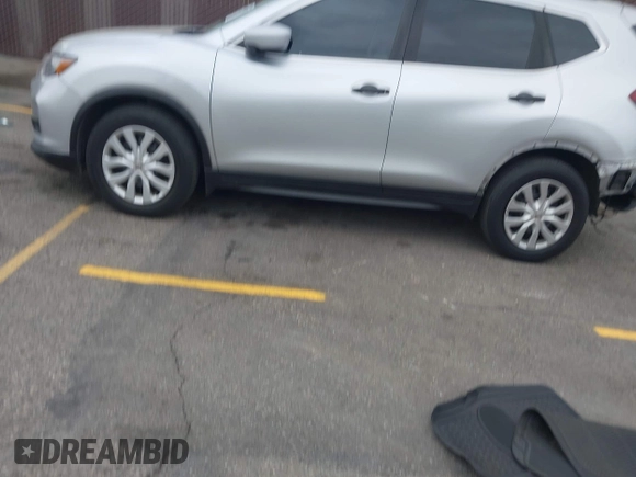 2018 Nissan Rogue S with VIN KNMAT2MT2JP605822, listed as a IAAI auction lot 42061477 with 114,808 mi miles. Bid and sale history available at carsss.com. Image 14.