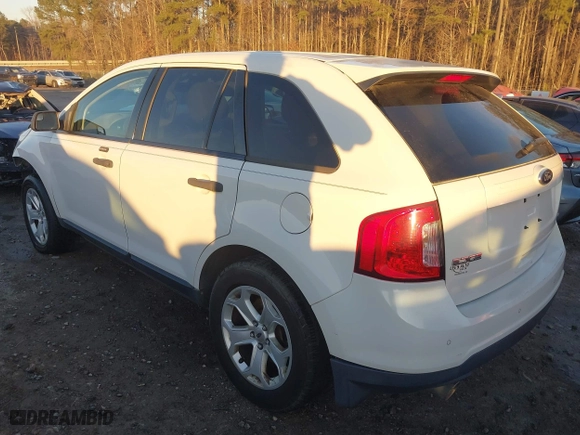 2013 Ford Edge SE with VIN 2FMDK4GCXDBA21036, listed as a IAAI auction lot 41224201 with 248,015 mi miles. Bid and sale history available at carsss.com. Image 3.