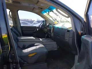 2004 Nissan Titan LE with VIN 1N6AA07A44N591357, listed as a IAAI auction lot 41464024 with 296,954 mi miles and . Bid and sale history available at DreamBid. Image 5.