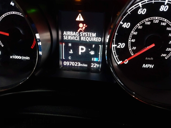 2021 Mitsubishi Outlander Sport SE with VIN JA4APVAU2MU015252, listed as a IAAI auction lot 41381258 with 97,023 mi miles. Bid and sale history available at carsss.com. Image 15.