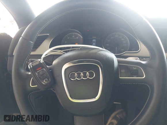 2008 Audi S5 with VIN WAURV78T88A044170, listed as a IAAI auction lot 41884128 with 70,103 mi miles. Bid and sale history available at carsss.com. Image 11.