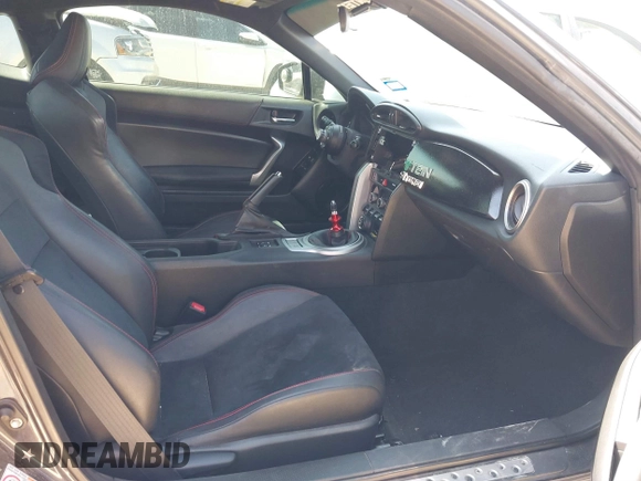 2013 Subaru BRZ Limited with VIN JF1ZCAC13D1610750, listed as a IAAI auction lot 41387911 with 95,518 mi miles. Bid and sale history available at carsss.com. Image 5.