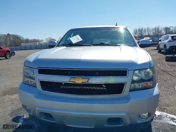 2012 Chevrolet Suburban LT with VIN 1GNSKJE73CR134880, listed as a IAAI auction lot 41748869 with NaN miles. Bid and sale history available at carsss.com. Image 12.