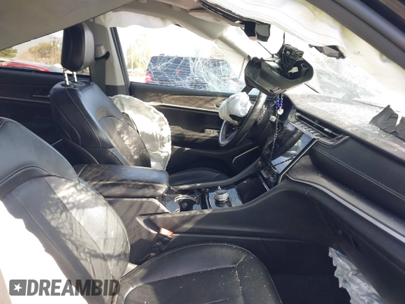 2022 Jeep Grand Cherokee Limited z VIN 1C4RJKBG9N8535377, wystawiony jako IAAI lot #41838532 z przebiegiem Nie podano mil oraz . Historia ofert i sprzedaży dostępna na DreamBid. Obrazek 5.