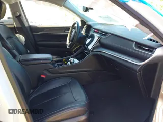 2022 Jeep Grand Cherokee Limited z VIN 1C4RJKBG1N8565926, wystawiony jako IAAI lot #42305417 z przebiegiem 44 943 mil mil oraz . Historia ofert i sprzedaży dostępna na DreamBid. Obrazek 5.