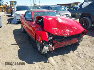 2008 Ford Mustang Deluxe with VIN 1ZVHT84N885190379, listed as a IAAI auction lot 42074350 with 131,697 mi miles and . Bid and sale history available at DreamBid. Image 1.
