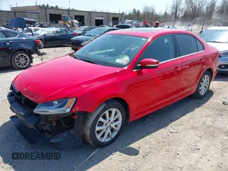 2013 Volkswagen Jetta SE with VIN 3VWDP7AJ8DM350439, listed as a IAAI auction lot 41957425 with 104,685 mi miles and . Bid and sale history available at DreamBid. Image 2.