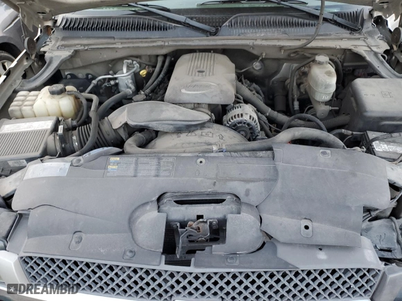 2004 Chevrolet Silverado 2500 Crew Cab LS with VIN 1GCGC23U44F183017, listed as a Copart auction lot 44330035 with 182,195 mi miles and Salvage Title. Bid and sale history available at carsss.com. Image 11.