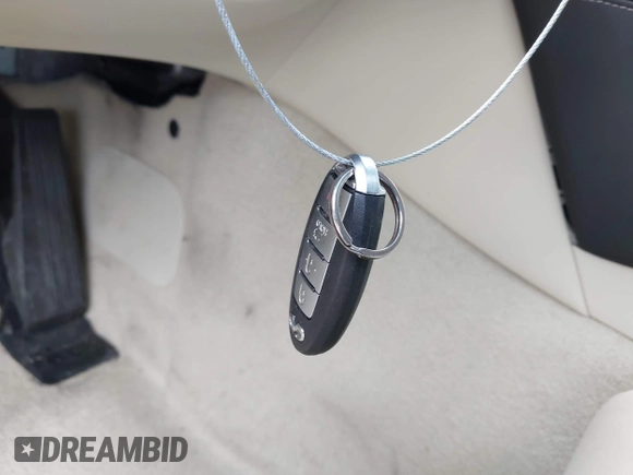 2017 Infiniti Q50 3.0t Premium with VIN JN1EV7AP9HM732825, listed as a IAAI auction lot 41908792 with 102,661 mi miles. Bid and sale history available at carsss.com. Image 11.