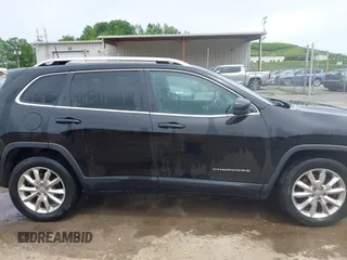 2017 Jeep Cherokee High Altitude with VIN 1C4PJMDS9HW609773, listed as a IAAI auction lot 42282744 with 120,601 mi miles and . Bid and sale history available at DreamBid. Image 14.