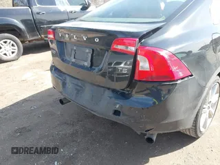 2012 Volvo S60 T5 с VIN YV1622FS1C2086107, выставлен на аукционе IAAI как лот 41844844 с пробегом 194 042 миль миль и . История ставок и продаж доступна на DreamBid. Изображение 12.