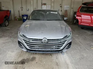 2021 Volkswagen Arteon SEL R-Line с VIN WVWHR7ANXME004450, выставлен на аукционе Copart как лот 62593443 с пробегом 8 900 миль миль и . История ставок и продаж доступна на DreamBid. Изображение 5.
