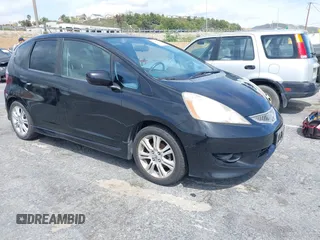 2010 Honda Fit Sport z VIN JHMGE8H43AC029299, wystawiony jako IAAI lot #41906373 z przebiegiem 188 339 mil mil oraz . Historia ofert i sprzedaży dostępna na DreamBid. Obrazek 1.