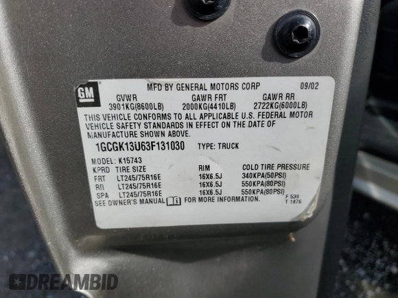 2003 Chevrolet Silverado 1500HD LS z VIN 1GCGK13U63F131030, wystawiony jako Copart lot #51332975 z przebiegiem 219 366 mil mil oraz Szkoda całkowita • Salvage title. Historia ofert i sprzedaży dostępna na DreamBid. Obrazek 12.