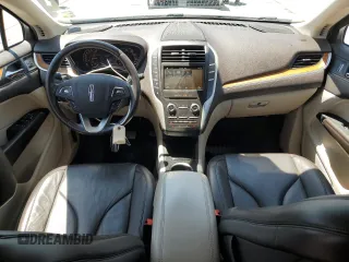2018 Lincoln MKC Select with VIN 5LMCJ2D9XJUL21755, listed as a Copart auction lot 60058885 with 67,945 mi miles and Salvage title. Bid and sale history available at DreamBid. Image 8.