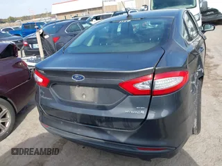 2015 Ford Fusion SE Hybrid with VIN 3FA6P0LUXFR266743, listed as a IAAI auction lot 40862039 with 116,610 mi miles. Bid and sale history available at carsss.com. Image 16.