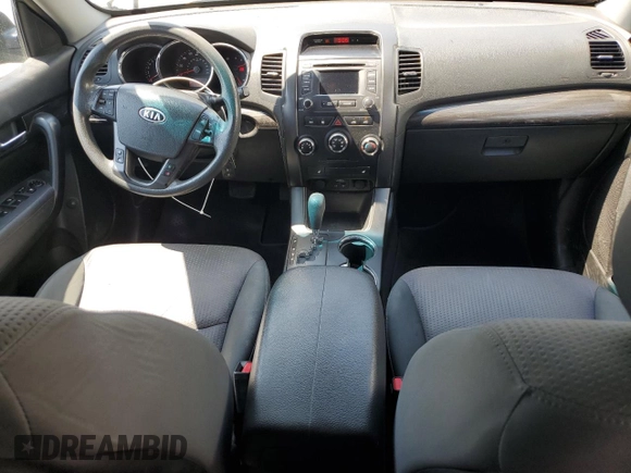 2013 Kia Sorento LX with VIN 5XYKT3A61DG334963, listed as a Copart auction lot 60152345 with 176,500 mi miles and Salvage title. Bid and sale history available at DreamBid. Image 8.