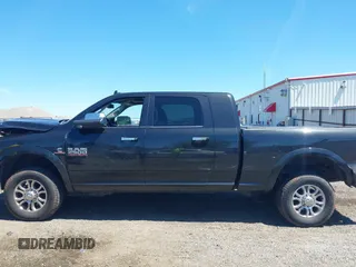 2018 Ram 2500 Laramie with VIN 3C6UR5NL9JG276737, listed as a IAAI auction lot 42378589 with 75,897 mi miles and . Bid and sale history available at DreamBid. Image 14.