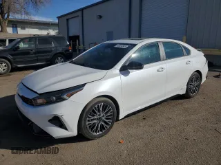 2022 Kia Forte GT-Line with VIN 3KPF54ADXNE496783, listed as a Copart auction lot 46364845 with 22,364 mi miles and Salvage Title. Bid and sale history available at carsss.com. Image 1.