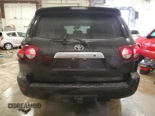 2019 Toyota Sequoia Limited with VIN 5TDJY5G19KS165621, listed as a Copart auction lot 43008635 with 30,806 mi miles and Non Repairable. Bid and sale history available at carsss.com. Image 6.