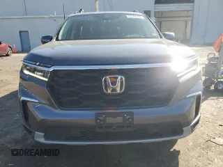 2025 Honda Pilot Elite with VIN 5FNYG1H80SB070312, listed as a Copart auction lot 51281065 with 7,026 mi miles and Salvage Title. Bid and sale history available at DreamBid. Image 5.