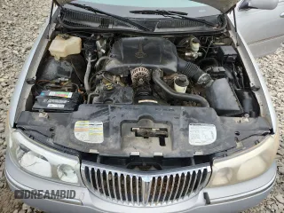 1998 Lincoln Town Car Cartier z VIN 1LNFM83W6WY649580, wystawiony jako Copart lot #59198865 z przebiegiem 253 735 mil mil oraz Czysty tytuł • Clean title. Historia ofert i sprzedaży dostępna na DreamBid. Obrazek 11.
