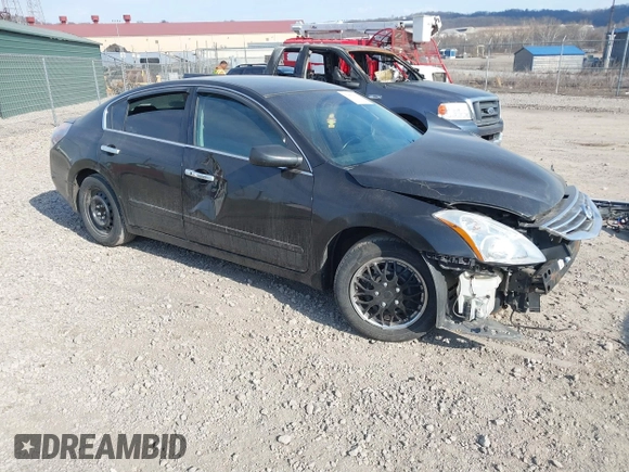 2012 Nissan Altima 2.5 S with VIN 1N4AL2AP0CC189700, listed as a IAAI auction lot 41801937 with 142,269 mi miles. Bid and sale history available at carsss.com. Image 1.