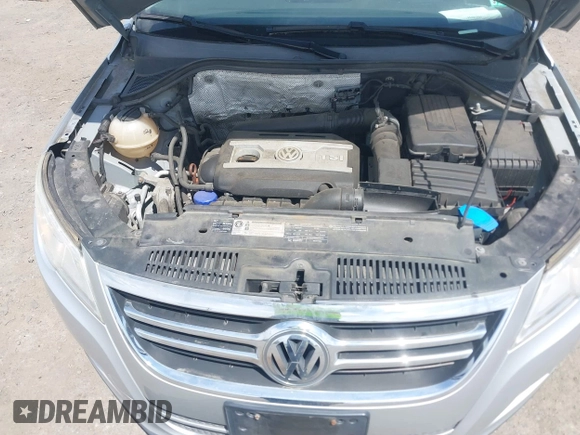 2011 Volkswagen Tiguan SE with VIN WVGBV7AX4BW532488, listed as a IAAI auction lot 42084347 with 107,529 mi miles and . Bid and sale history available at DreamBid. Image 10.