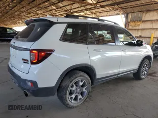 2023 Honda Passport TrailSport z VIN 5FNYF8H68PB000476, wystawiony jako Copart lot #55079045 z przebiegiem 30 543 mil mil oraz Szkody całkowita. Historia ofert i sprzedaży dostępna na DreamBid. Obrazek 3.