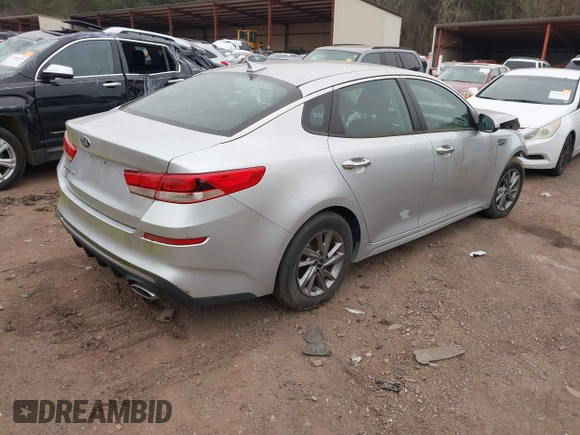 2019 Kia Optima LX z VIN 5XXGT4L34KG332883, wystawiony jako IAAI lot #41389571 z przebiegiem 54 280 mil mil oraz . Historia ofert i sprzedaży dostępna na DreamBid. Obrazek 4.