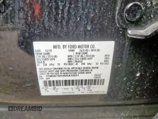 2022 Ford Explorer XLT z VIN 1FMSK7DH3NGA35931, wystawiony jako Copart lot #56413905 z przebiegiem 55 647 mil mil oraz Czysty tytuł • Clean title. Historia ofert i sprzedaży dostępna na DreamBid. Obrazek 13.