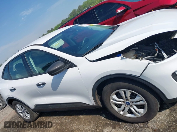 2022 Ford Escape S with VIN 1FMCU0F65NUA27557, listed as a IAAI auction lot 42060587 with 33,607 mi miles and . Bid and sale history available at DreamBid. Image 14.